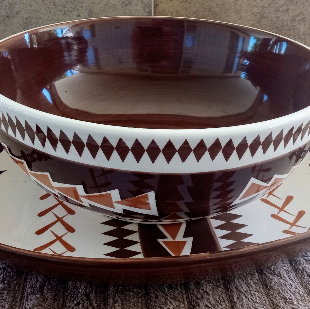 Gallery Tabletops Large Bowl and Snack Tray Acorn Festival